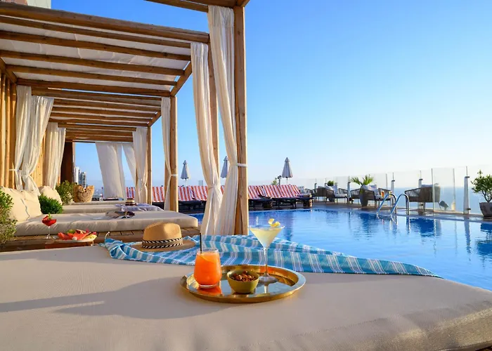 Carlton Tel Aviv - Luxury On The Beach